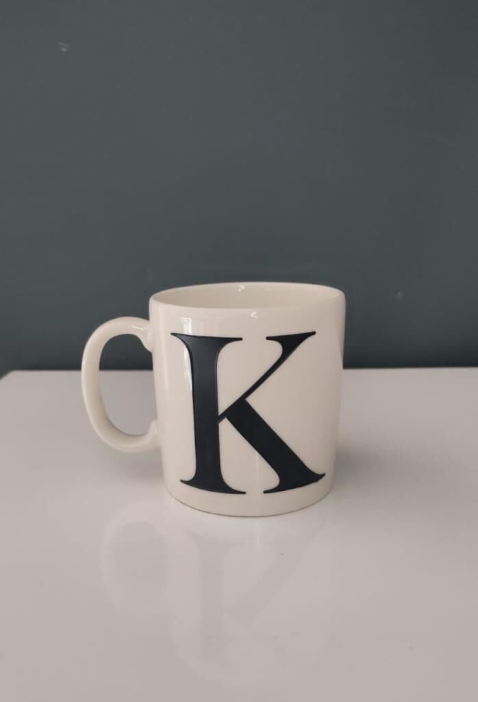 DECORIUM KUM K HARFLİ KUPA