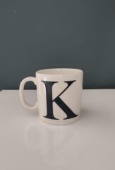 DECORIUM KUM K HARFLİ KUPA
