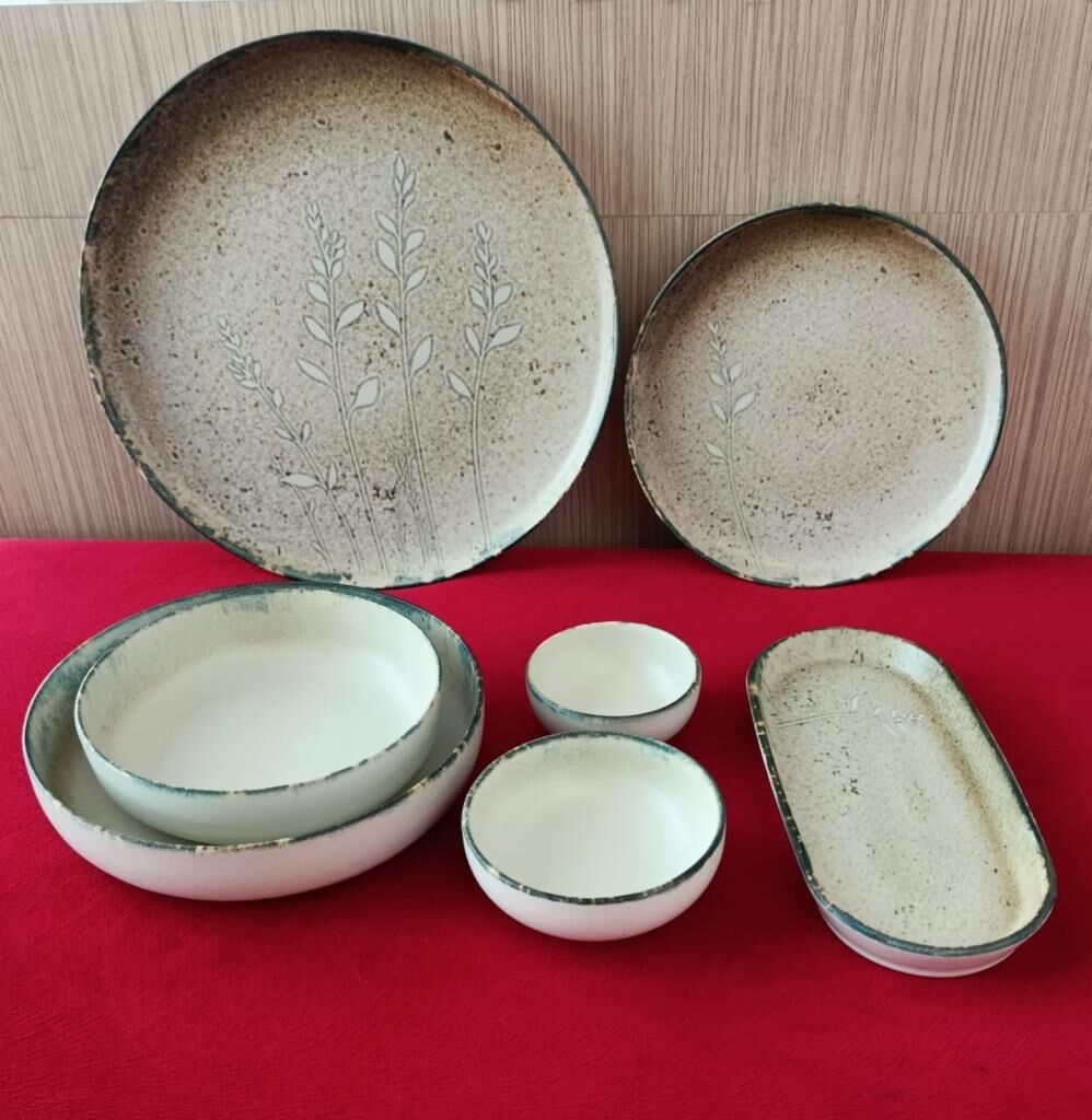 KÜTAHYA PORSELEN MODERNA 30 PARÇA YEMEK TAKIMI 1090