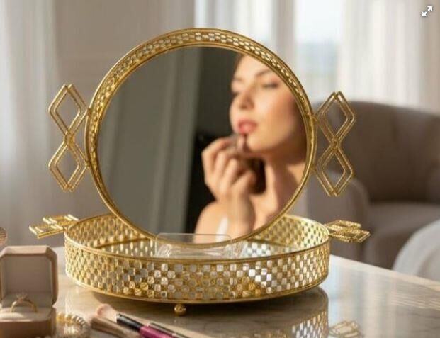 ROYKING YUVARLAK KULPLU ALTIN AYNALI TEPSİ 30X30X5,5 CM