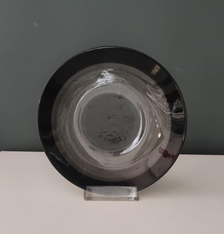 GALERİ KRİSTAL 19 CM ÇUKUR TABAK SİYAH 1 ADET