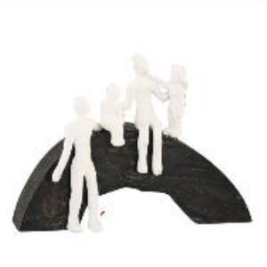 EVDEMA YAMAÇTA AİLE DEKOR 1          9*28*22 CM